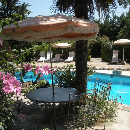 Gites Climatises Piscine Chauffee La Balancelle Saint-Rémy-de-Provence Buitenkant foto