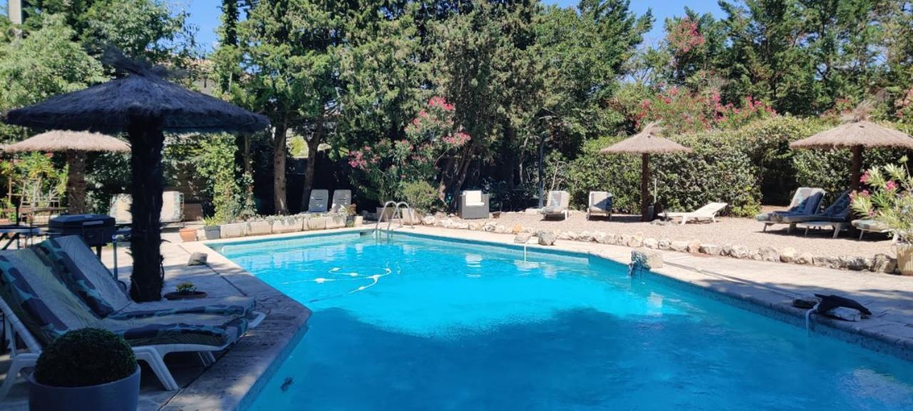Climatises Piscine Chauffee La Balancelle