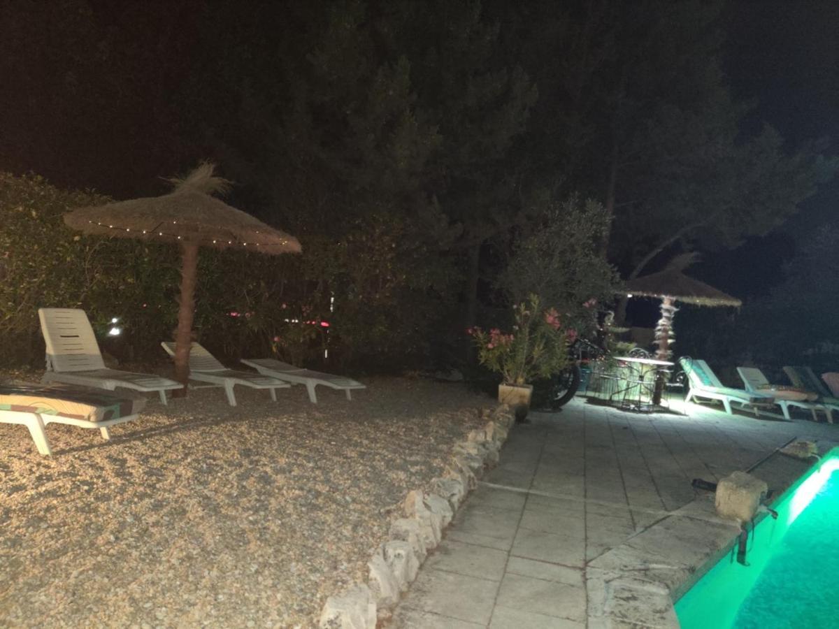 Climatises Piscine Chauffee La Balancelle Holiday home Saint-Remy-de-Provence