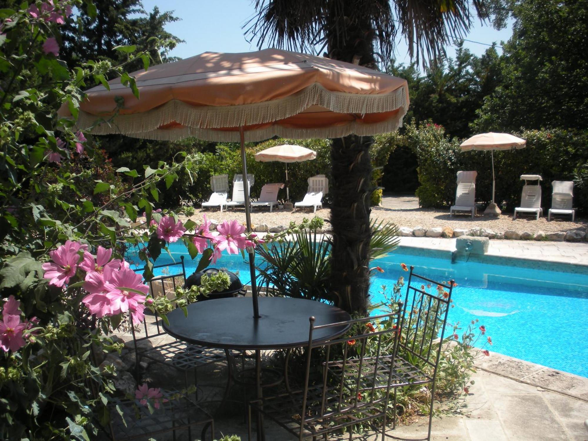 Holiday home Climatises Piscine Chauffee La Balancelle